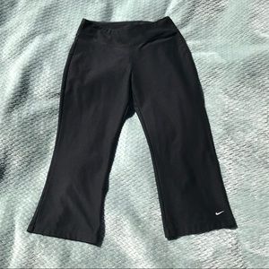 Nike Dri-Fit Black Yoga Crop Leggings XS